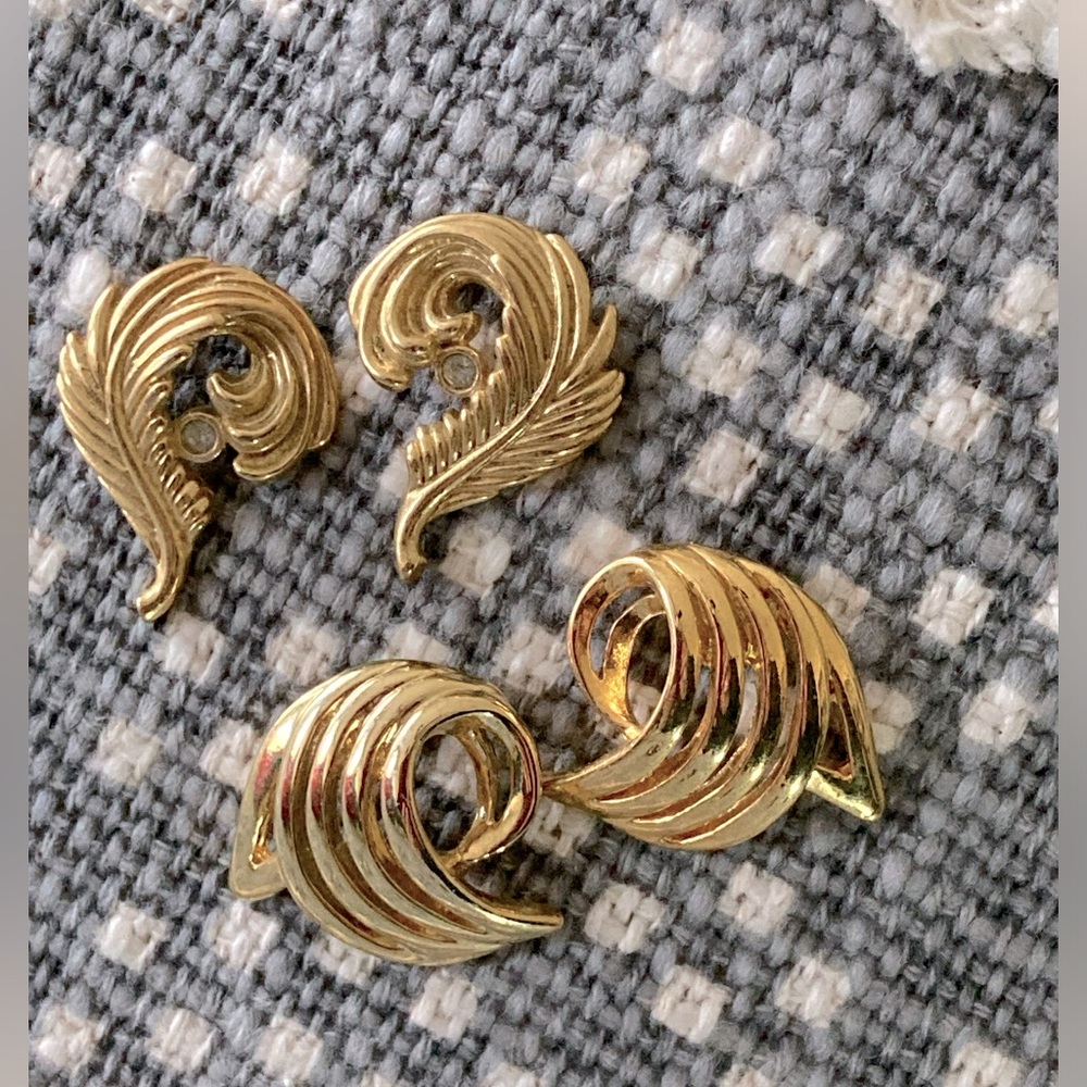 Ladies pierced gold tone earrings. 2 pair. Nice quality.